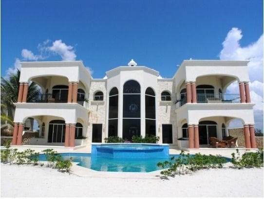 Hermosa Villa BR4 BA4 con privacidad A pie de playa a restaurantes - 1