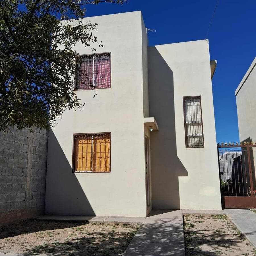 Casa en Venta en Colonia Buena Vista el Carmen Nuevo León cerca de Escobedo - 1