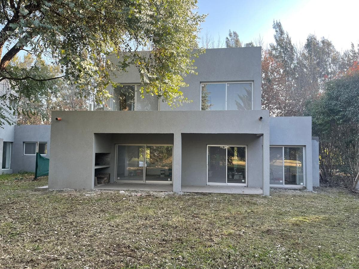 Casa - Countries/ B.Cerrado (P. Esther) - 1