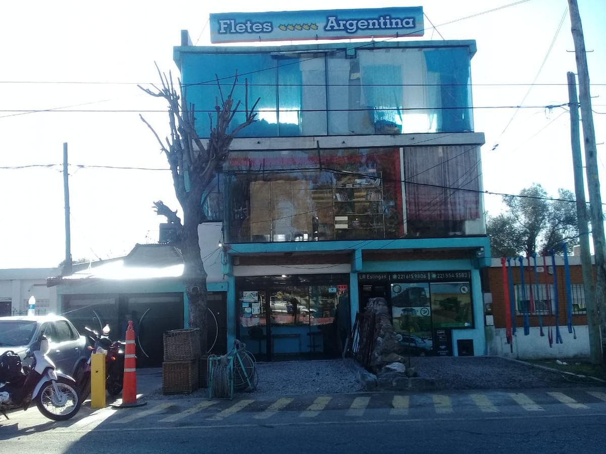 Edificio Comercial en venta - 5 baños - 220mts2 - Ensenada - 1