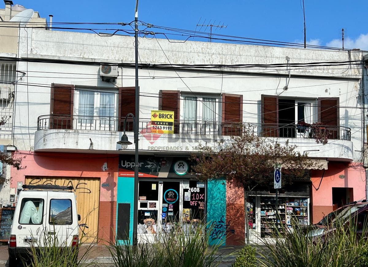 Edificio en Block en zona Comercial de Virreyes - 1