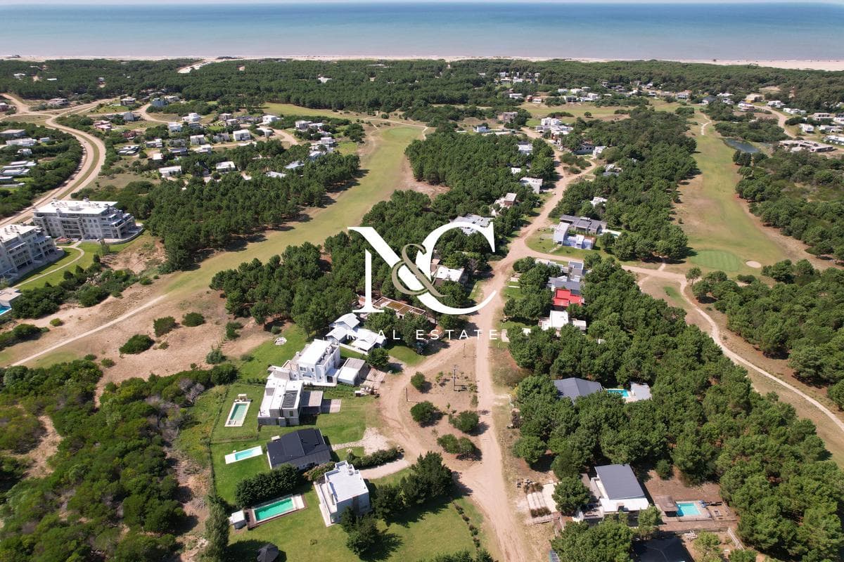 Lote Terreno en venta en Costa Esmeralda - 1