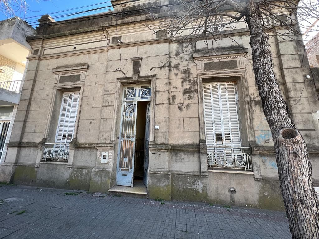 Casa en zona céntrica - 1
