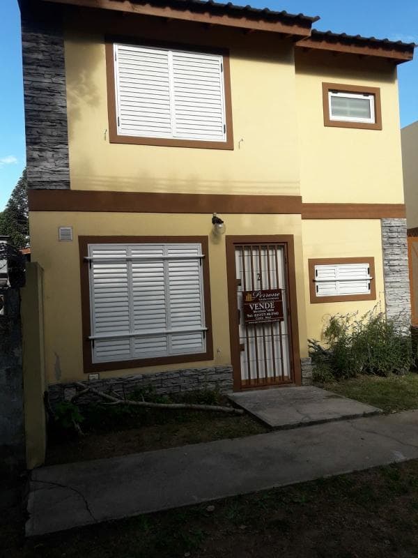 Dúplex en venta - 2 Dormitorios 2 Baños - Cochera - 70Mts2 - Costa Azul - 1