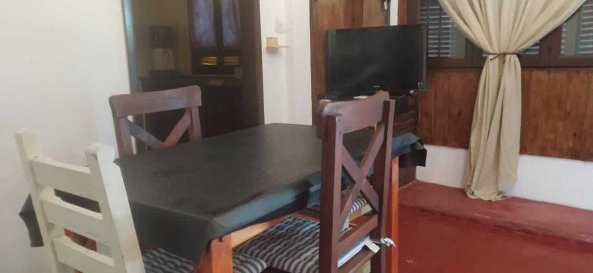 Casa en venta - 2 Dormitorios 2 Baños 1 Cochera - 195Mts2 - Santa Teresita - 1