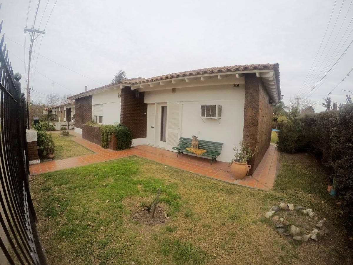 Casa - San Nicolas De Los Arroyos - 1