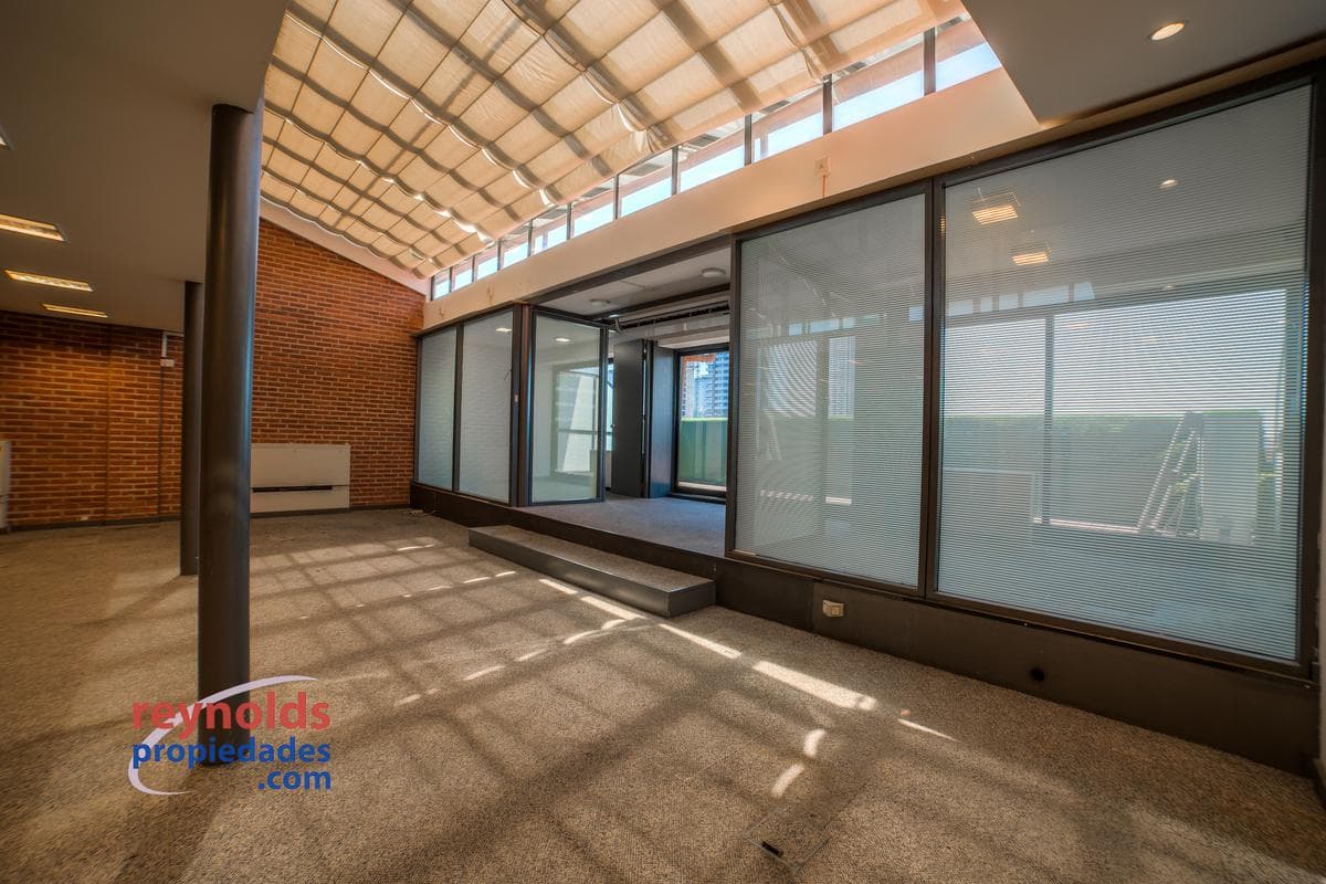 OFICINA AAA - Venta con renta. Dock del Sol. Ideal inversión. 2 Cocheras - 1