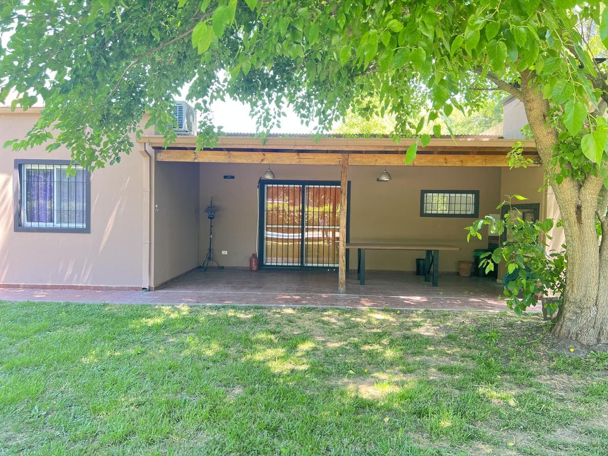 VENTA DIVINA CASA QUINTA EQUIPADA EN LA ARAUCARIA SALVADOR MARIA LOBOS - 1