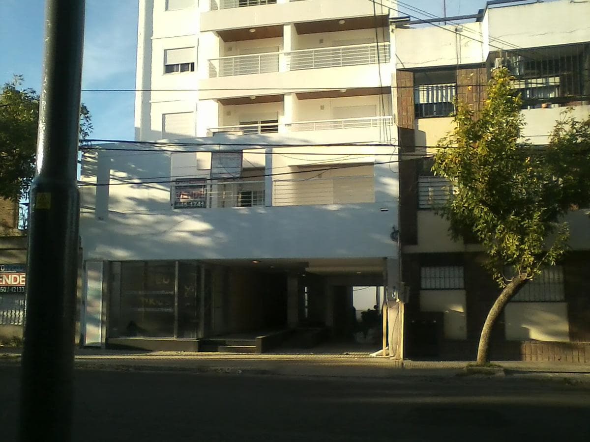 Cochera - Arroyito - 1