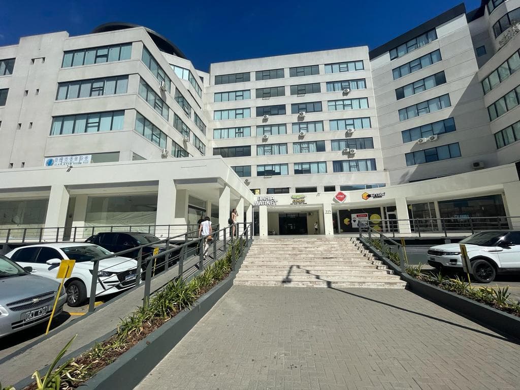 Oficina en alquiler Nordelta - 1