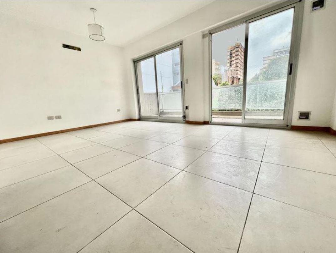 Monoambiente con Cochera de 38 Mtrs Totales con Balcón Aterrazado - 1