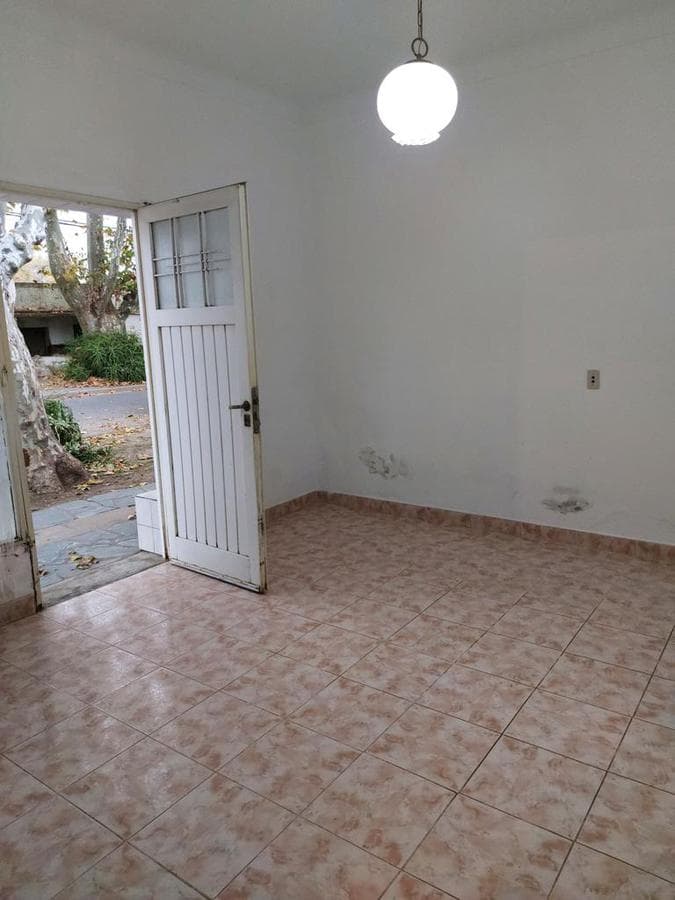 Casa venta - 2 dormitorios 1 baño - General Alvear - 1