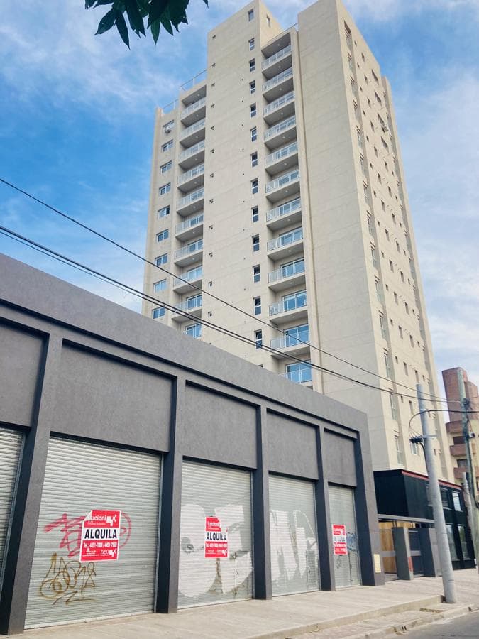 LOCALES A ESTRENAR EN ZONA CENTRICA DE SAN MIGUEL - LAS HERAS AL 1200 A METROS DE AVENIDA PERON - 1