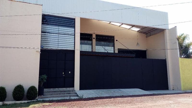 Bodega Industrial con Preciosas Oficinas tipo Loft en Santa Cruz Buenavista - 1