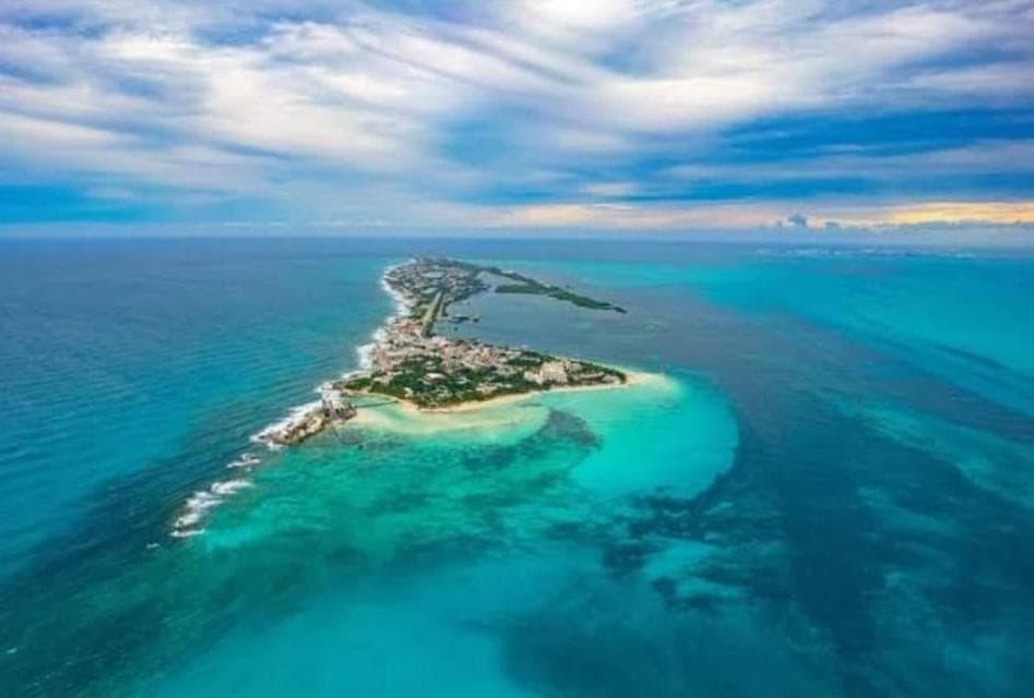Terreno en venta en Isla mujeres Quintana Roo - 1