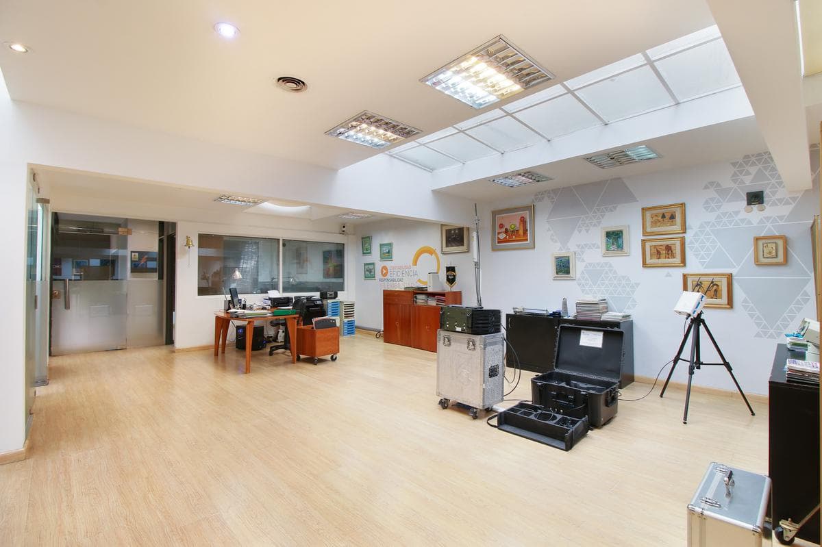 Venta edificio comercial 1170m2 local/oficina/depósito RECICLADO - FINANCIACION - 1
