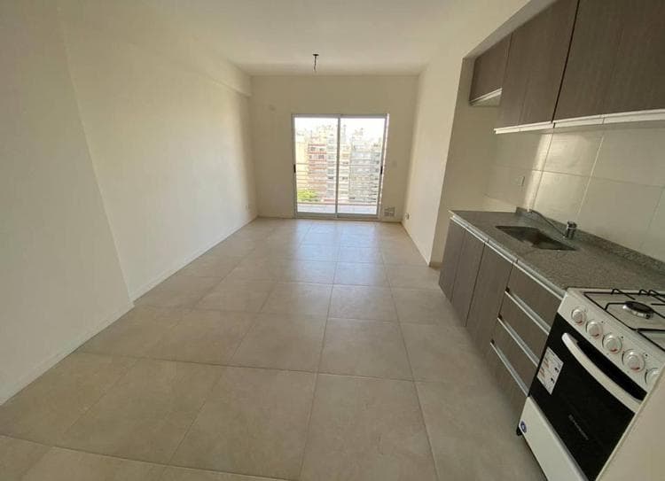 VENTA 2 AMB A ESTRENAR EN FLORES - 1