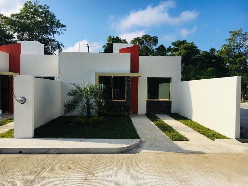 CASA EN VENTA EN PARAISO - 1