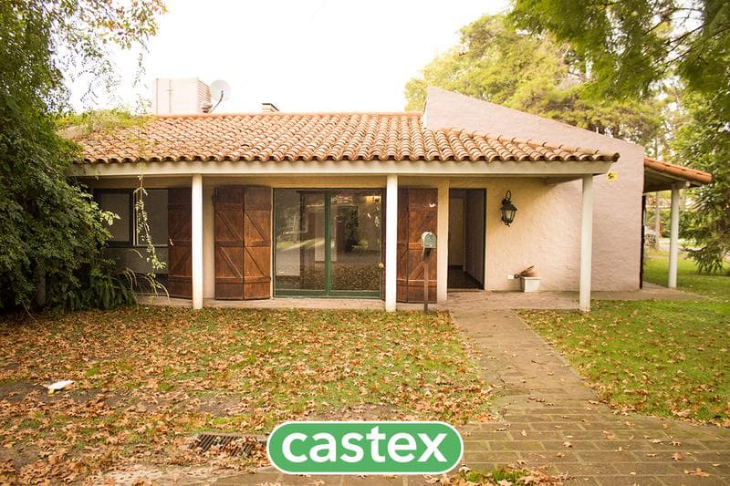 Casa en una planta en alquiler anual en Mapuche - 1
