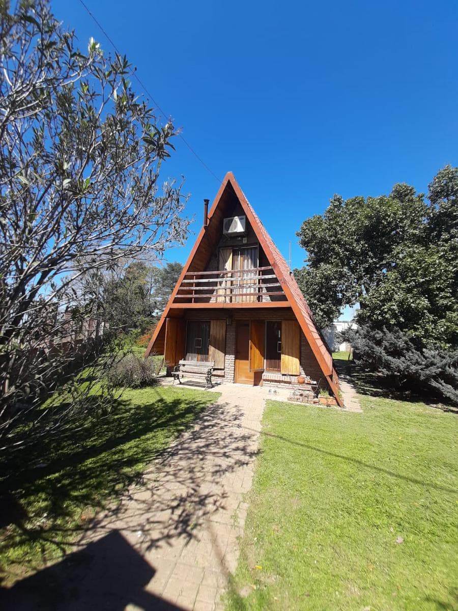 Casa Alpina sobre el Rio Paraná - 1