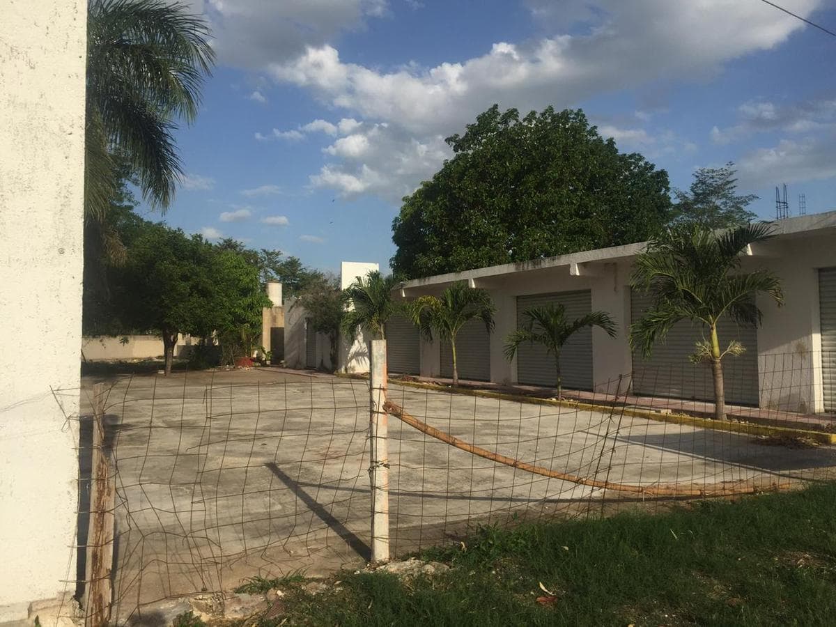 REMATE DE TERRENO EN MULCHECHEN CON LOCALES COMERCIALES - 1