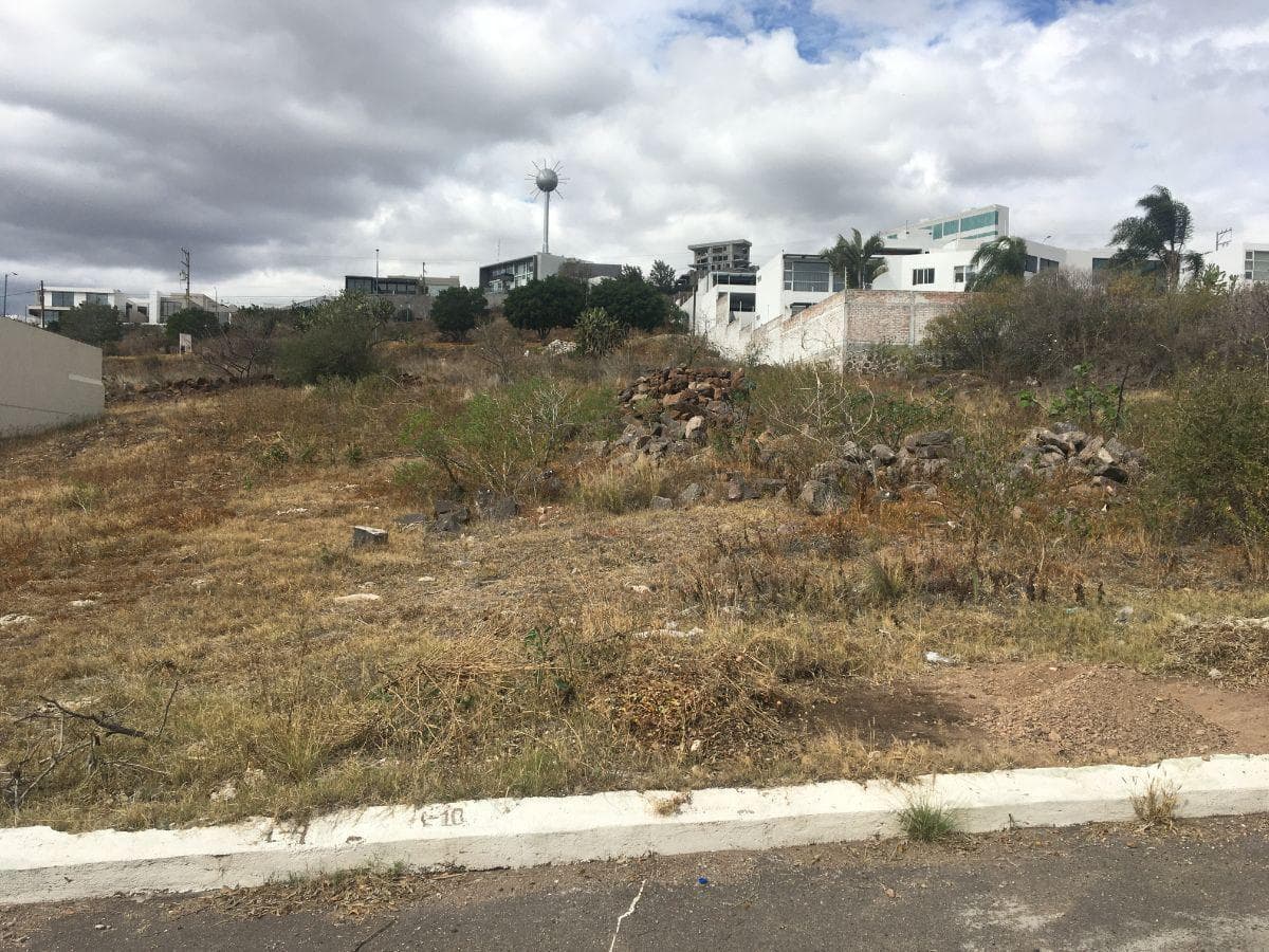 Venta de Terreno - Villas de Irapuato - 1