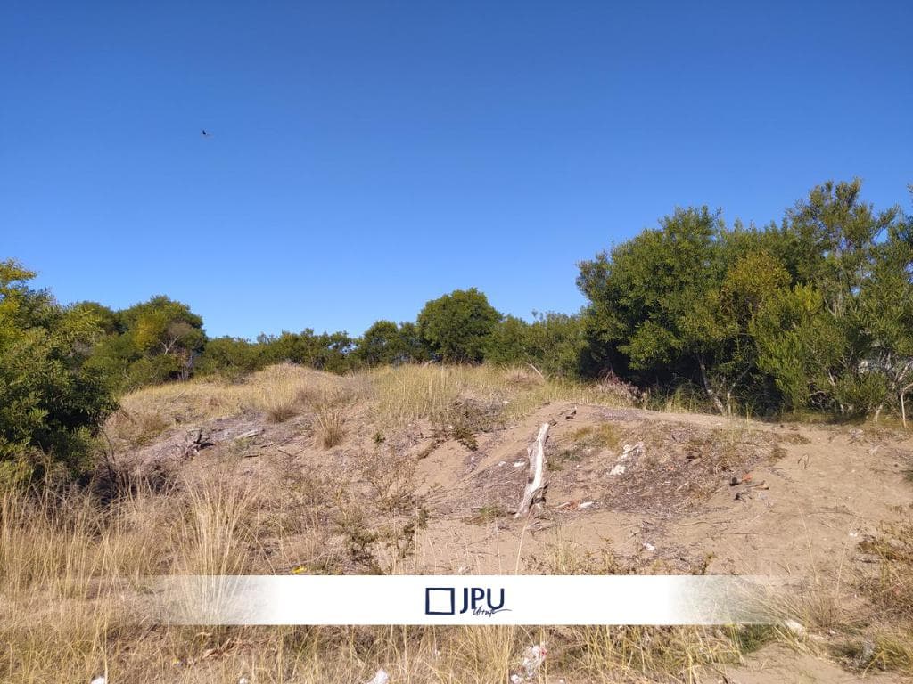 Terreno en Venta en Costa Esmeralda Barrio Ecuestre - 1