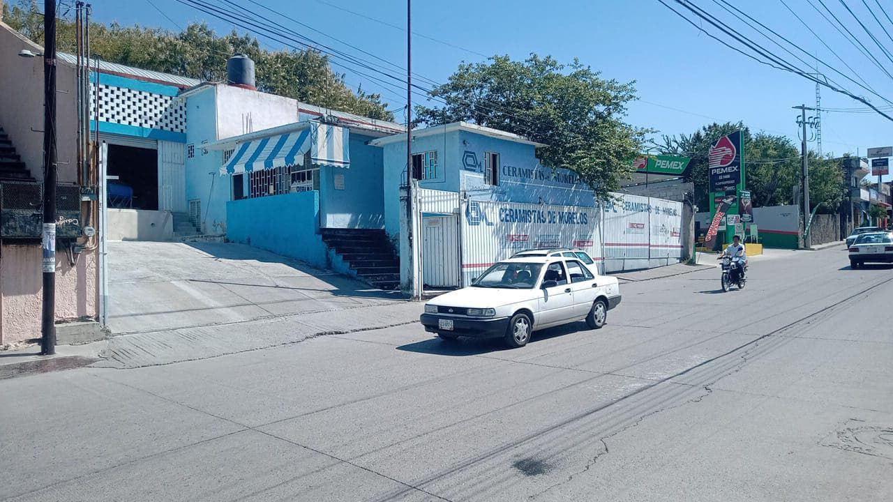 Bodega Industrial en Pueblo 3 de Mayo - 1