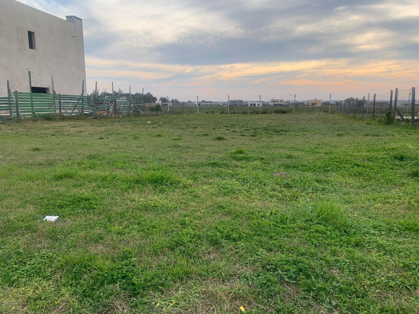 OPORTUNIDAD! Lote al hípico en San Sebastián - 1