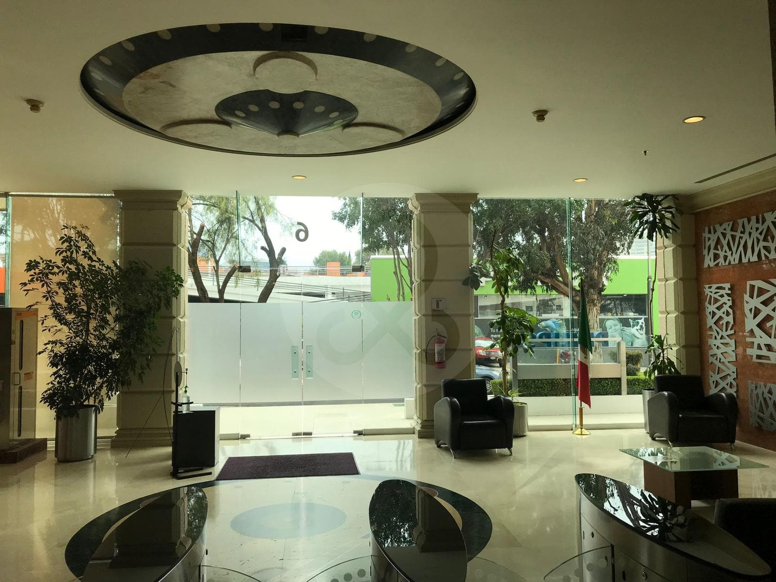 Oficinas en Renta en el Edificio de Phillips - 1