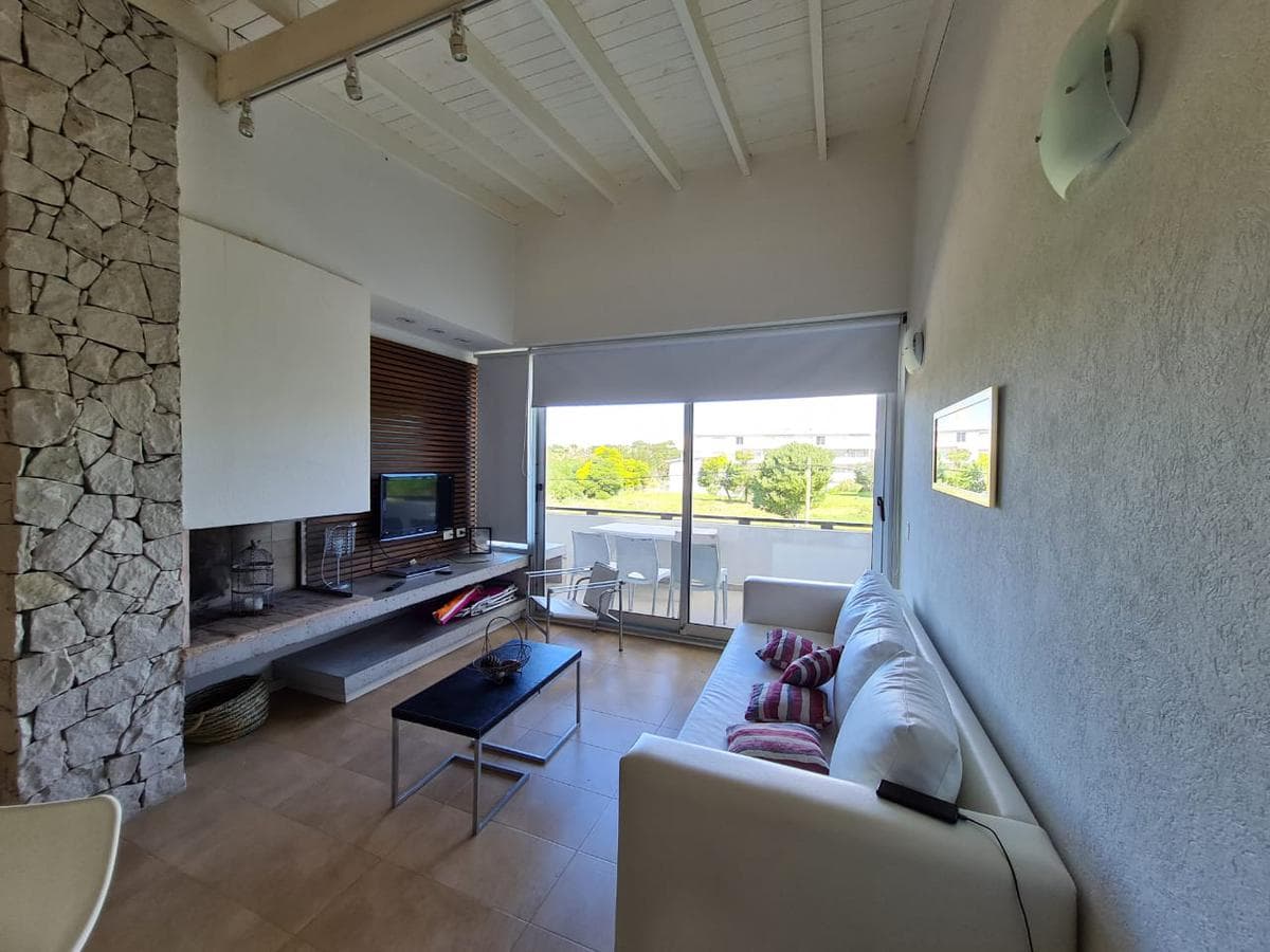 Hermoso departamento 2 amb. en Las Gaviotas con amenities - 1