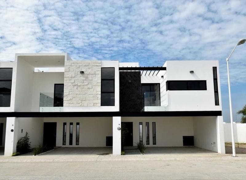 CASA EN VENTA EN VILLAHERMOSA - FRAC. REAL CAMPESTRE CL7 - 1