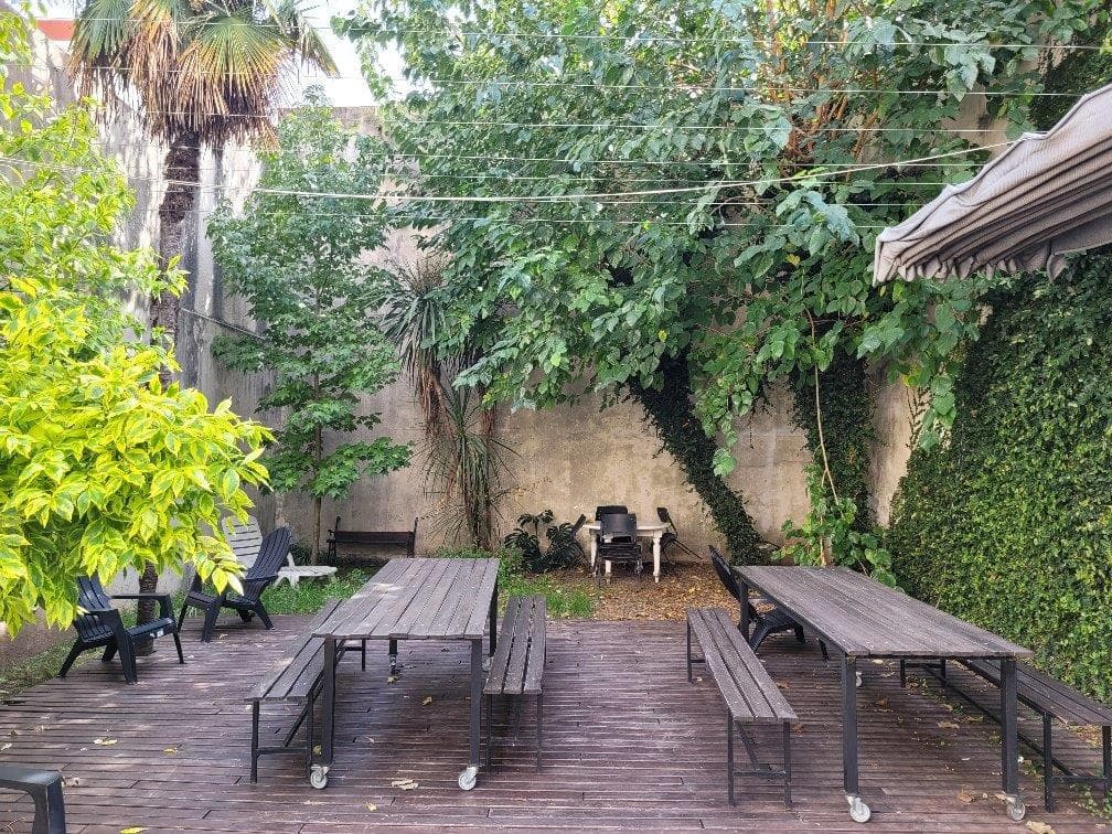 Oficina / Fabrica / Galpon - Apto todos los destinos - Zona Parque Centenario - 1