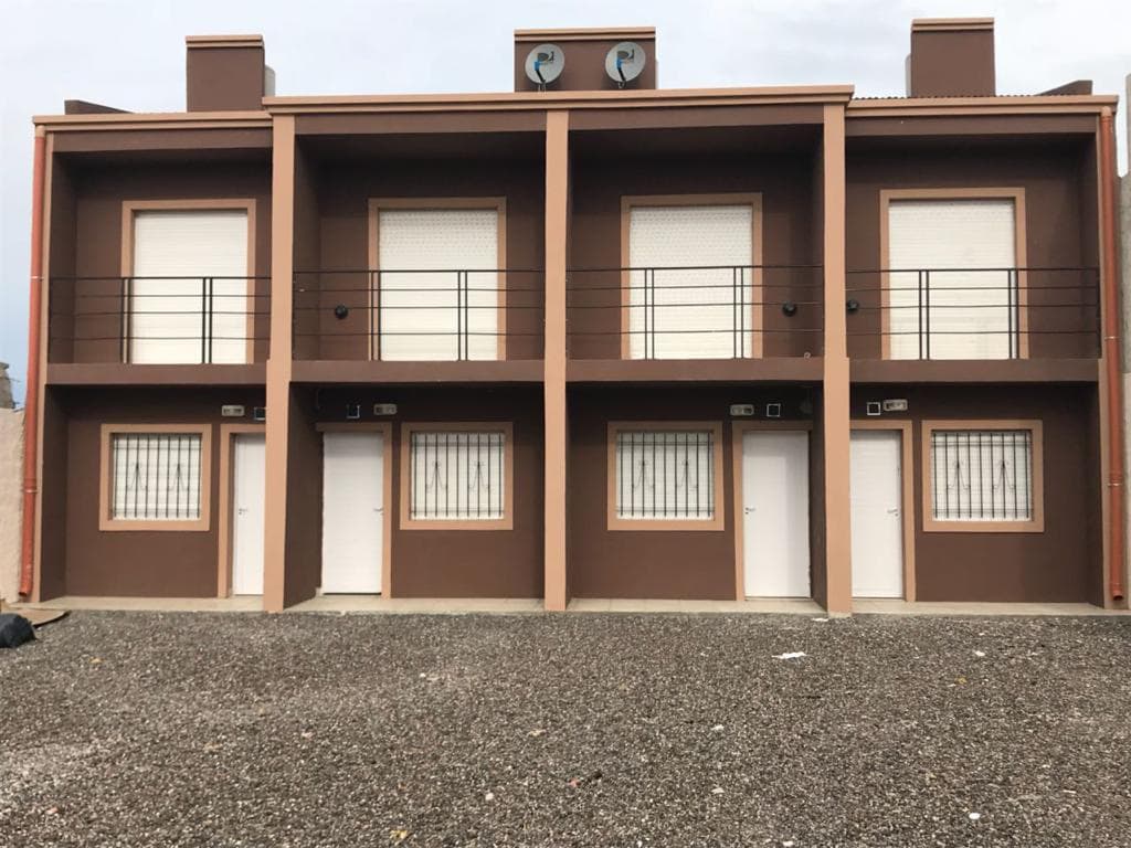 Complejo de 4 Departamentos en venta en Las Grutas - 1