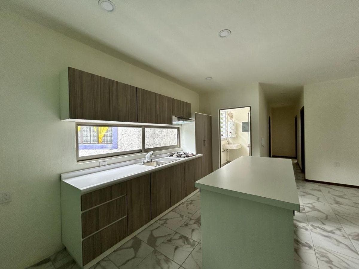 Terreno en venta en Fraccionamiento Santa Fe, San Cristóbal de las Casas, Chis - 1