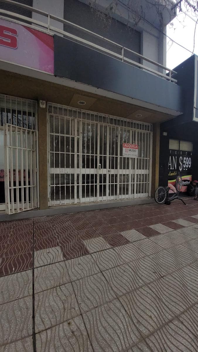 Local en CÉNTRICO en Av San Martin 2655 - 1