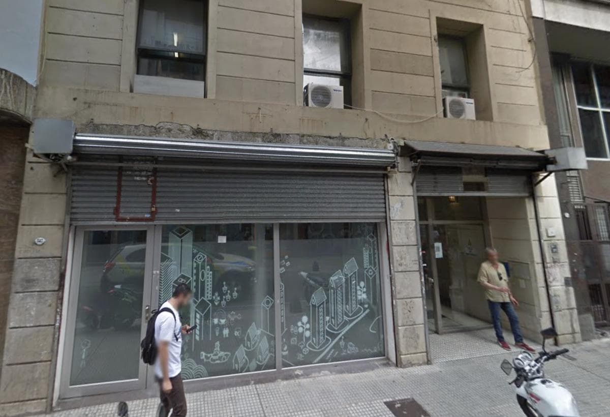 Maipu y Lavalle 8 x 30 PB-SOTANO-ENTRE PISO 240 M2 APROX - 1