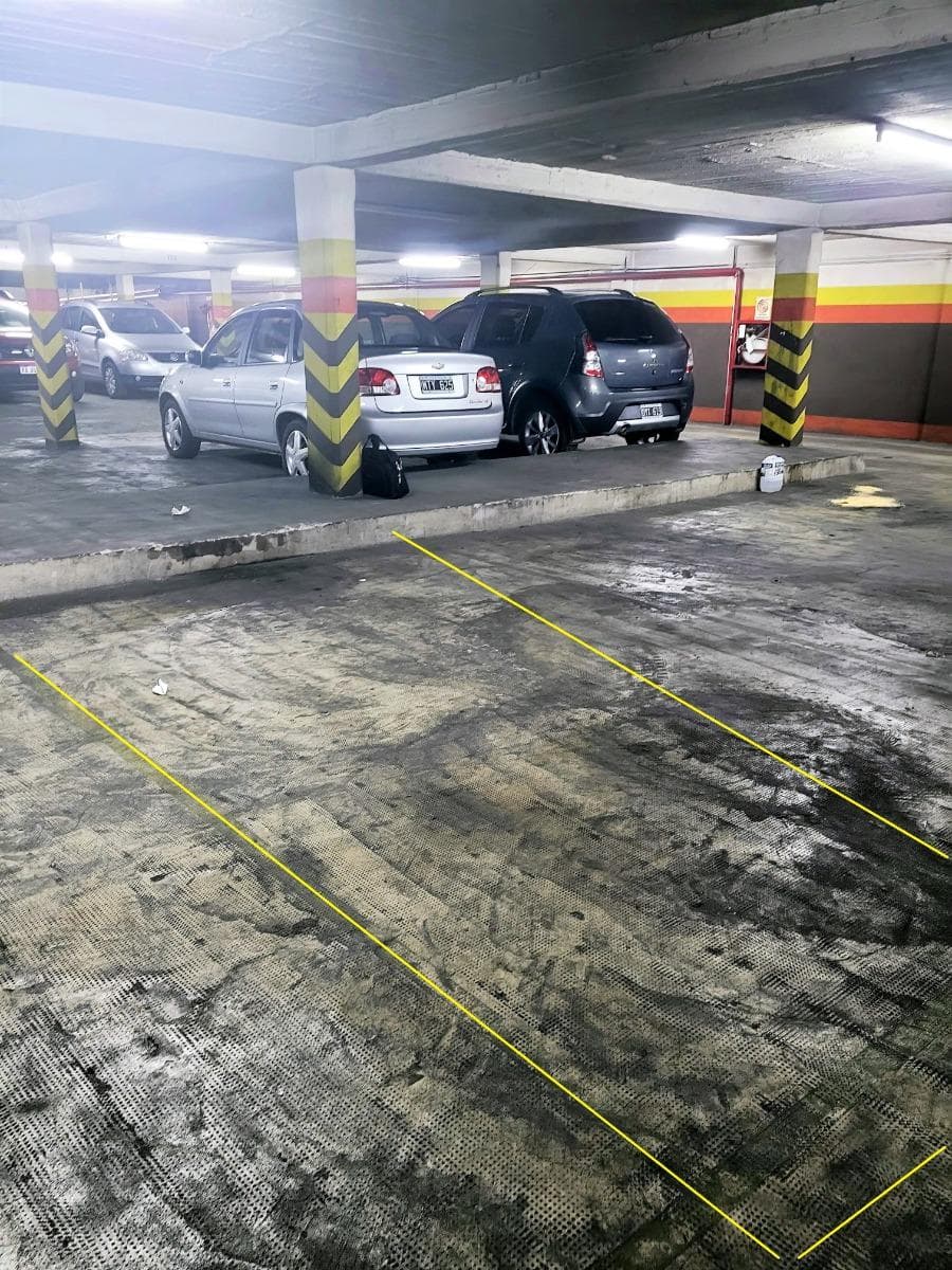 Cochera en venta - 12Mts2 - San Nicolás - 1