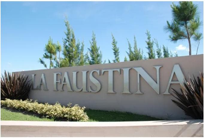 Terreno en venta La Faustina - 1