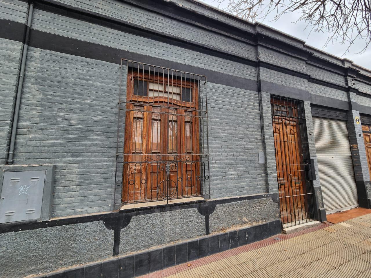 Casa en Godoy Cruz centro a metros de Av. San Martin - 1