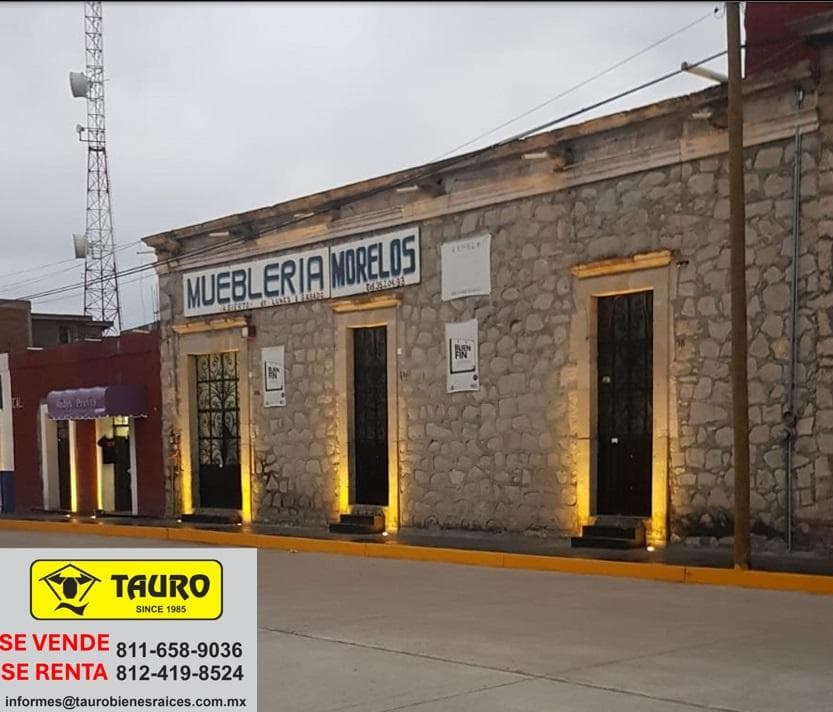 Local en Venta Centro de Indaparapeo Michoacán - 1