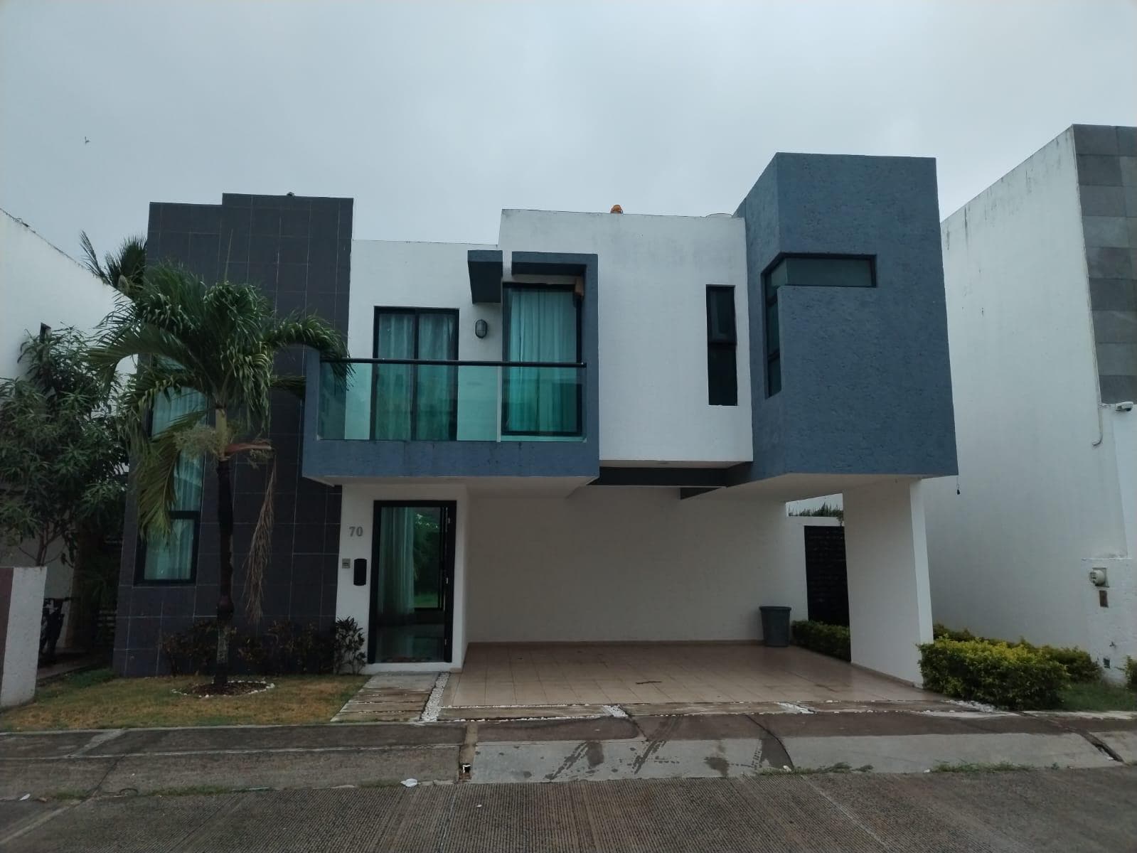 Casa en Venta Fracc. Las Palmas, Medellin, Veracruz - 1