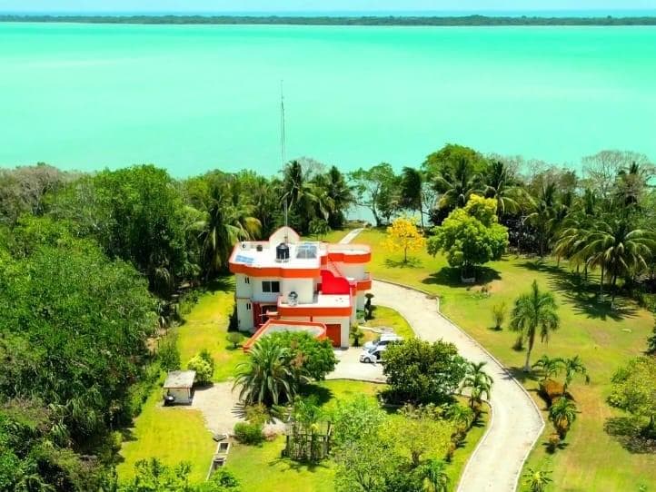 Casa de lujo con vista a la bahía en Chetumal, Quintana Roo - 1