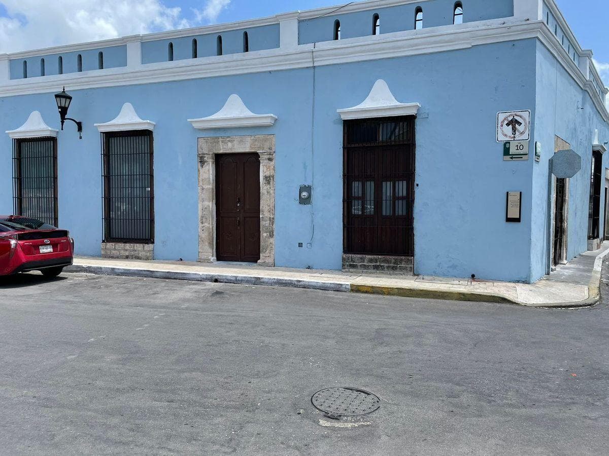 INMUEBLE EN VENTA (OFICINAS) EN CAMPECHE: BARRIO DE SAN FRANCISCO - 1