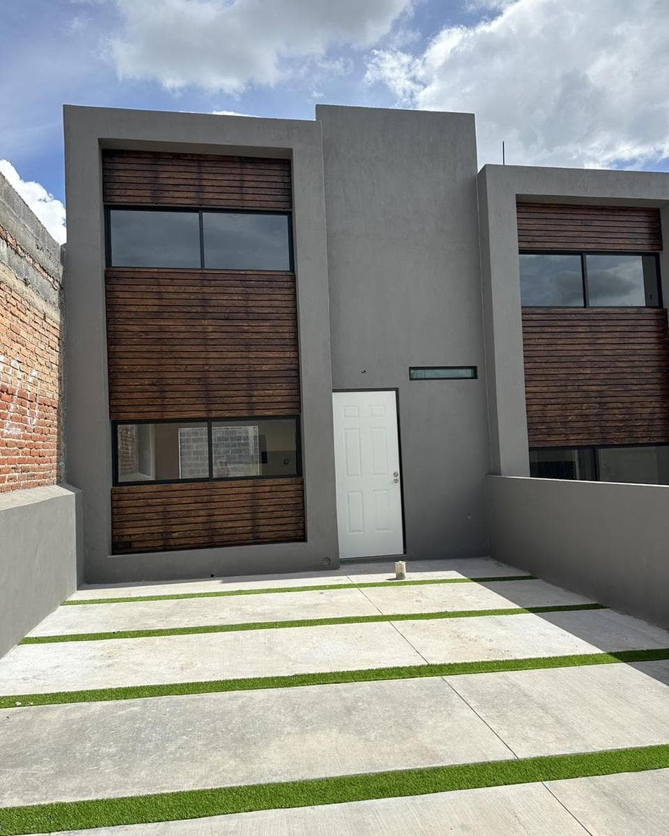 Casa en venta en Col. Estrella de Oro, Zacatecas - 1