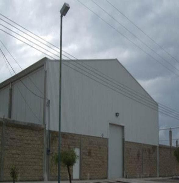 RENTA DE NAVES "800 M2", ESPUELA DE FERROCARRIL - 1