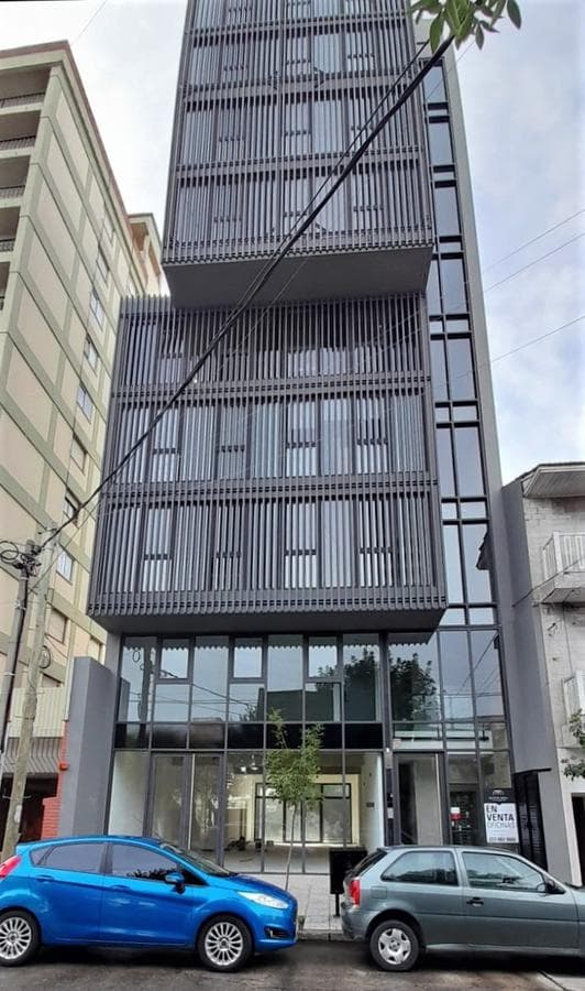 Venta oficina en España y Colón a estrenar - 1
