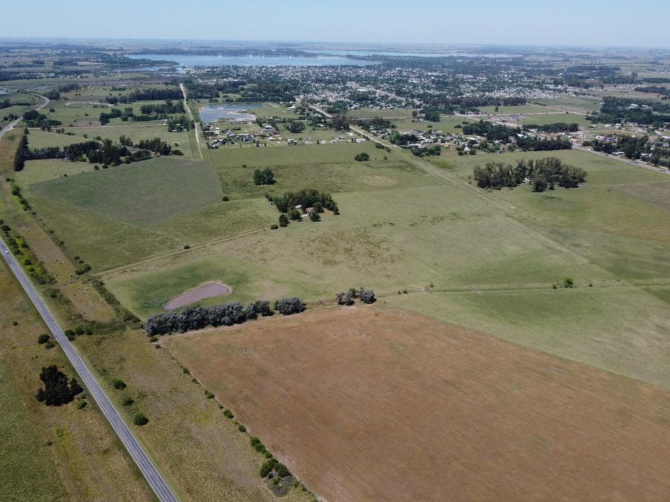 Campo sobre Ruta 41 y fácil acceso sobre Ruta 3 - San Miguel Del Monte - 1