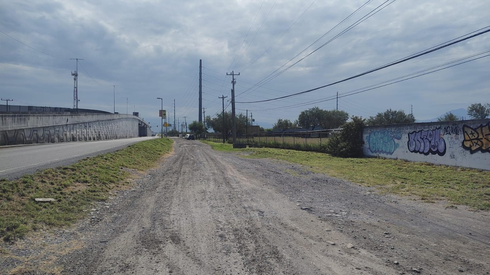 Terreno en renta de 2 hectáreas frente a carretera Monterrey Laredo ciénega de Flores Nuevo León. - 1