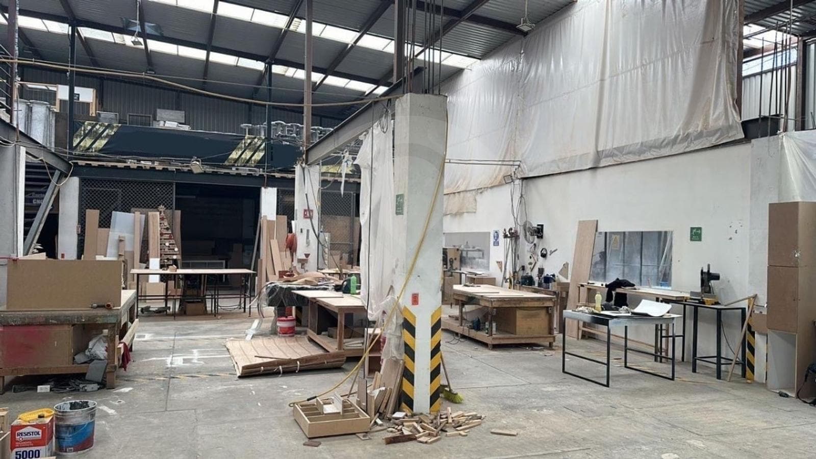 Bodega Comercial en venta en Lomas del Bosque, Cuautitlán Izcalli - 1